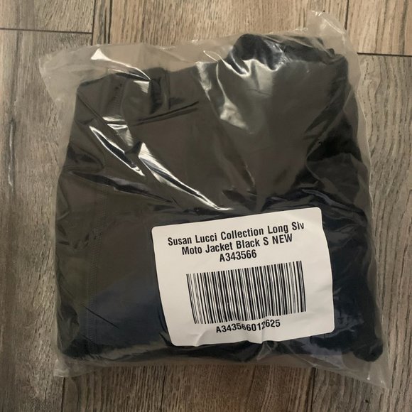 NWT SUSAN LUCCI COLLECTION LONG SLEEVE BLACK MOTO JACKET SMALL - Picture 10 of 12